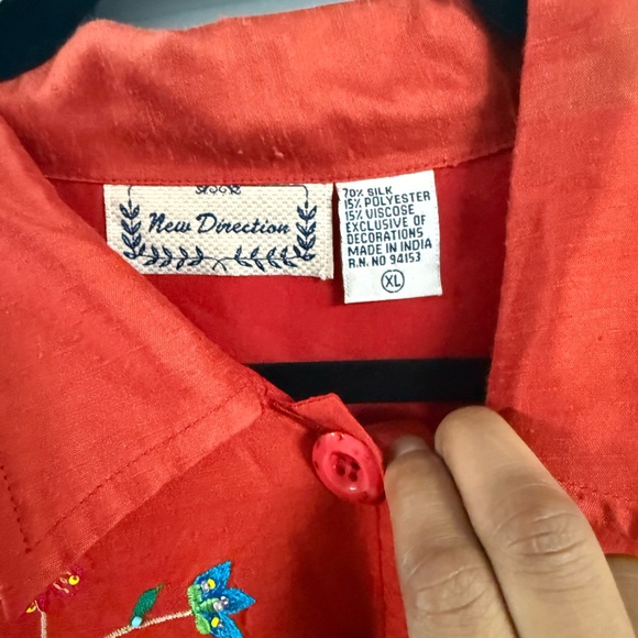 Vintage New Directions Red Embroidered /beaded Tunic silk blend size xl - Picture 2 of 7